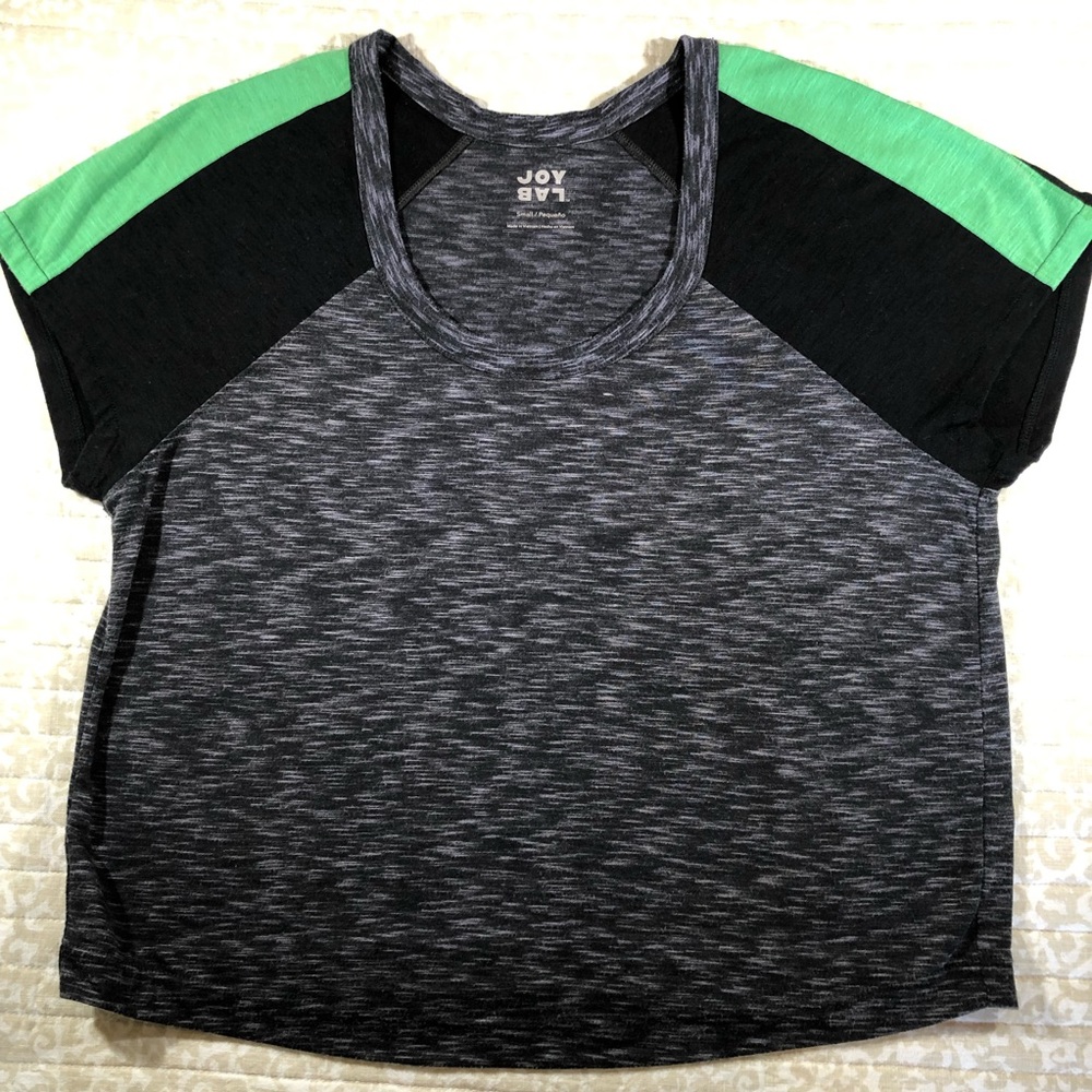 JoyLab Target Black Short Sleeve Tee with Green Shoulder Accents Size Small